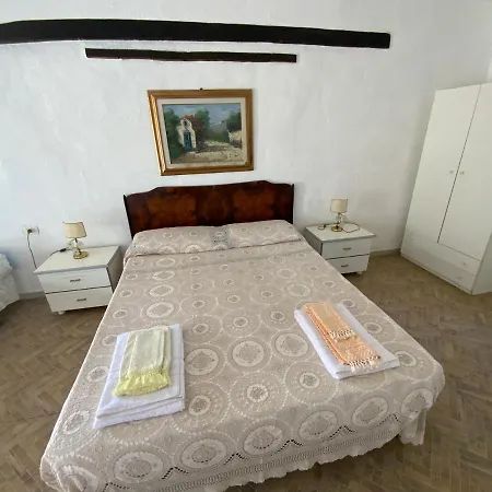 Esinai 2 Country house *